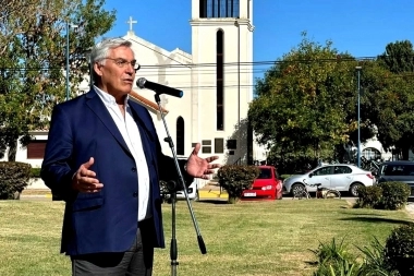 Desde General Villegas, Alegre descartó un acuerdo con los libertarios en 2025: “Me votan todo en contra”