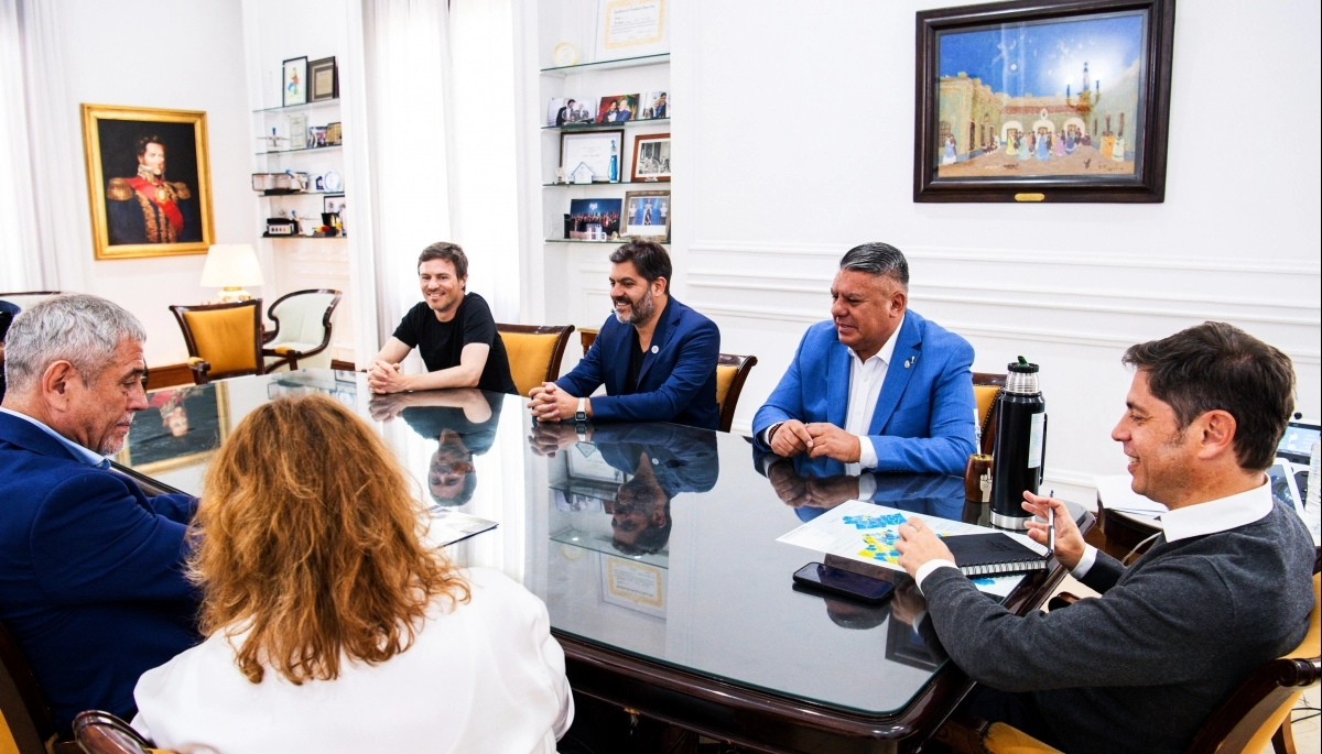 Kicillof sumó a Claudio “Chiqui” Tapia a su gabinete: será el nuevo presidente de la CEAMSE