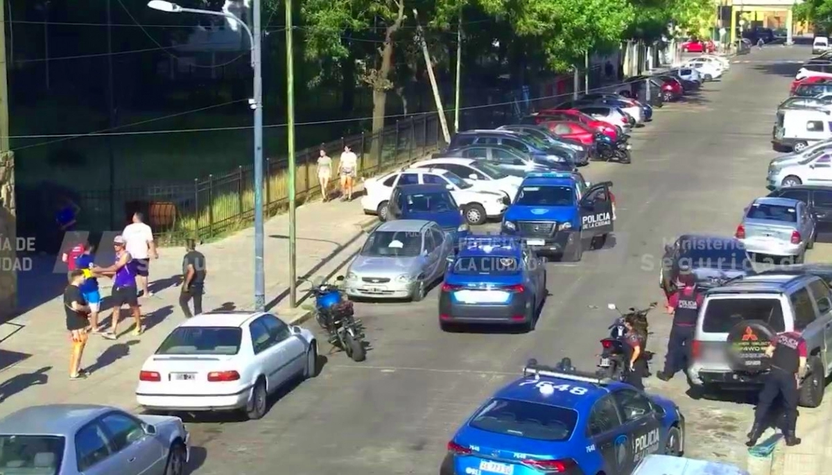 Escapaba con camioneta robada y lo detuvo personal del Anillo Digital