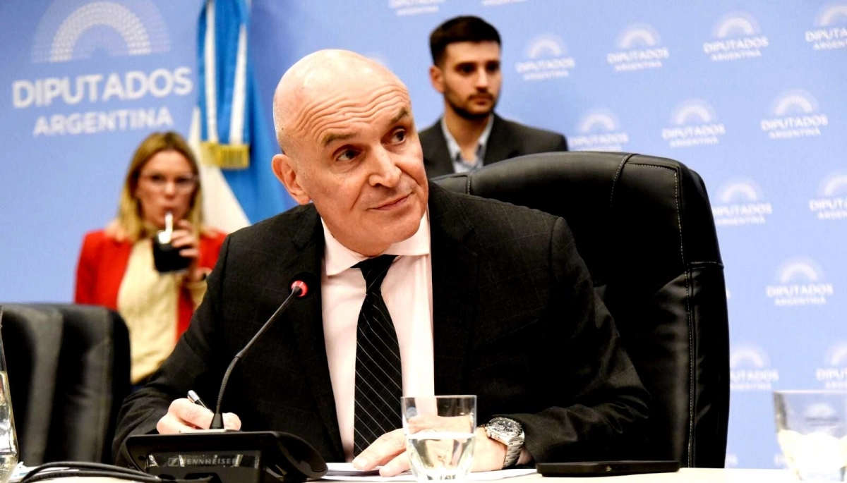 Espert agitó otra “rebelión fiscal” contra Kicillof y las tasas municipales: “No deberían existir”