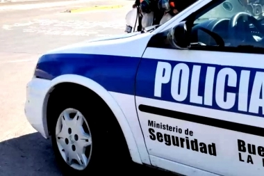 Inseguridad en Quilmes: en la madrugada y delante de la policía, saltó un paredón para robar en un almacén