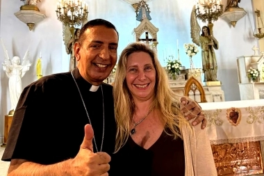 Como lo hizo Cristina: Karina Milei pisó el Conurbano y apareció de sorpresa en una parroquia