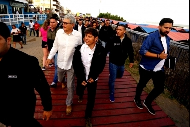 Para mostrar la caída del turismo por las políticas de Milei, Kicillof arma su gira por la Costa Atlántica
