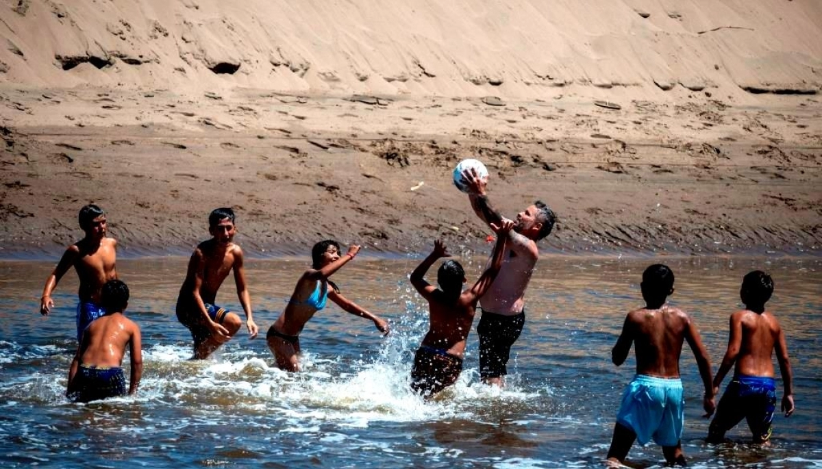 Tres Arroyos estrenó el programa “Todos al Agua” para que sus habitantes conozcan el mar