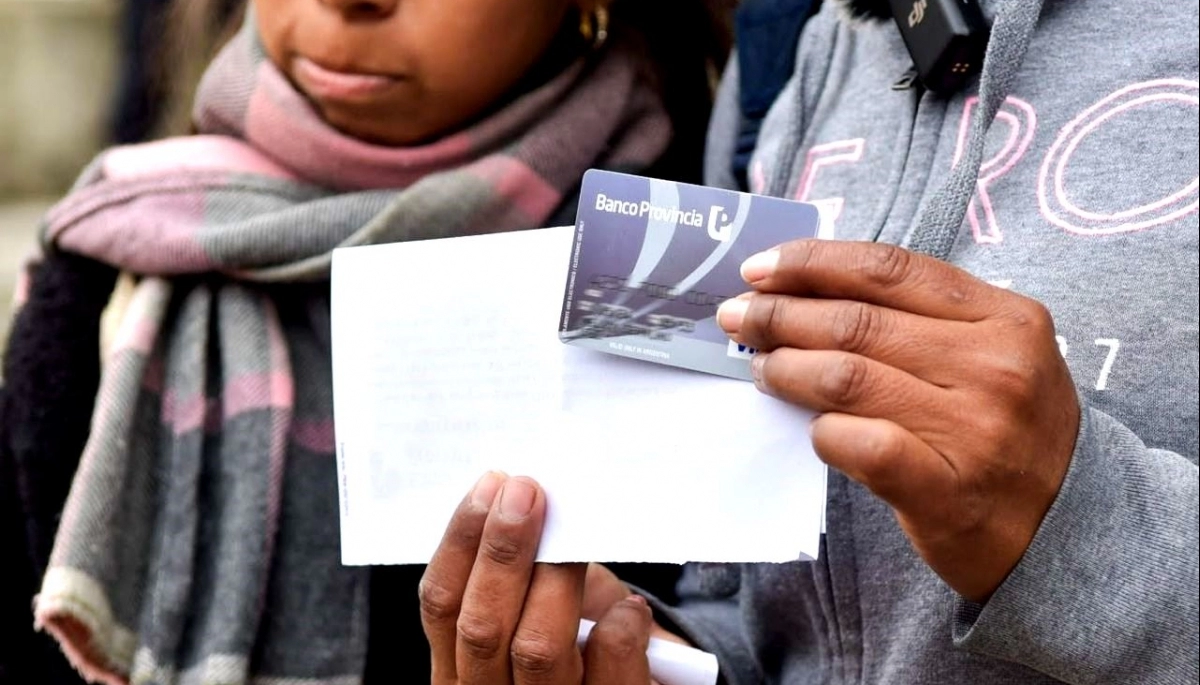 La Plata impulsa su propia Tarjeta Alimentar para reforzar la asistencia económica