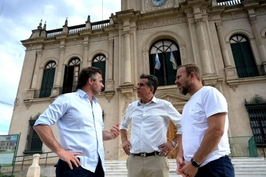 Achával y otra parada en el Interior bonaerense: visitó dos distritos de la Cuarta y se reunió con sus intendentes