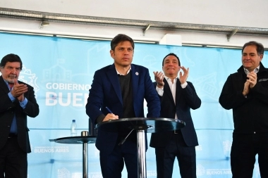 Kicillof, Sileoni y Alonso visitaron Florencio Varela para presentar “Escuelas Cuidadas”