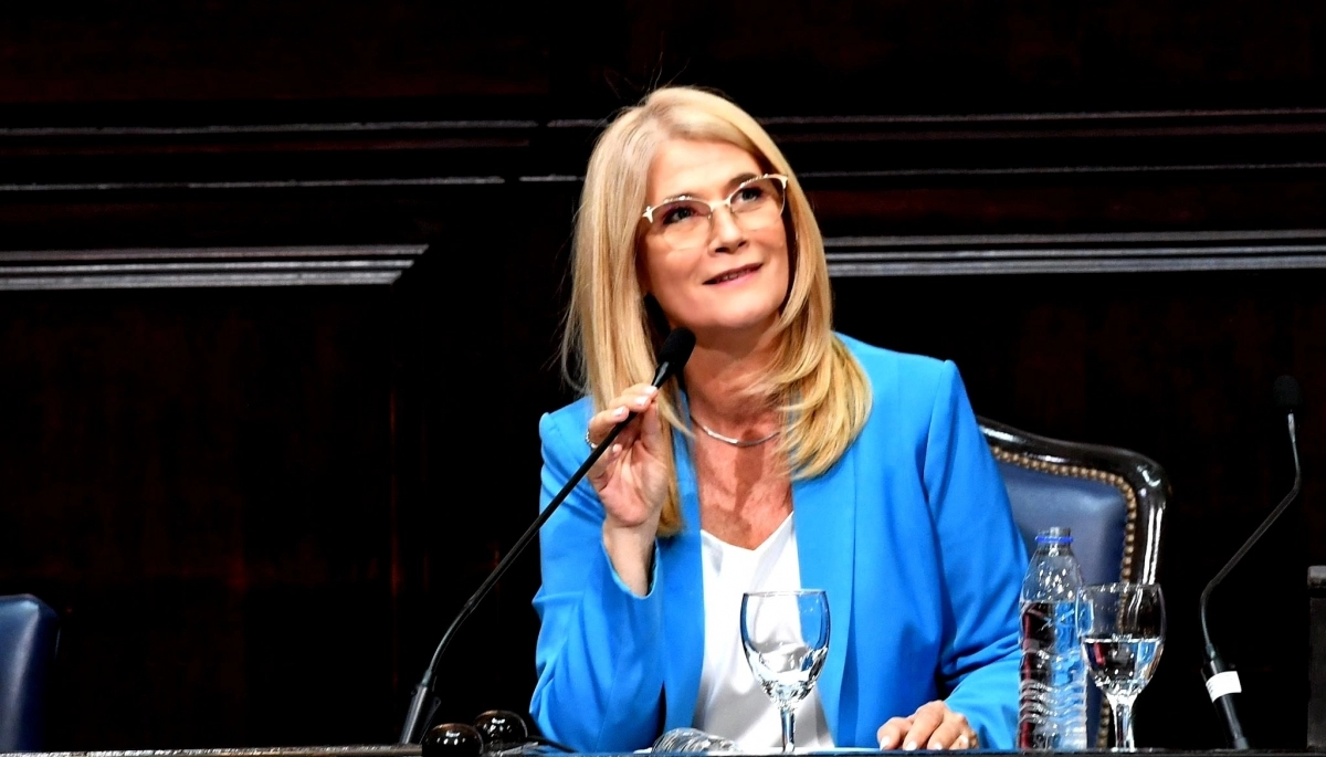 “El plan Milei avanza”: Magario y una categórica crítica para Nación por la caída del salario argentino