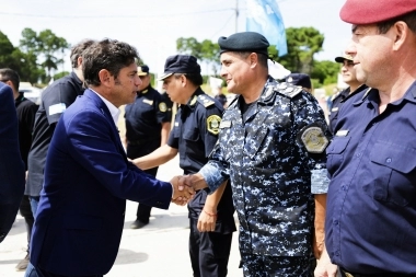 Kicillof visitó Pinamar: se mostró con intendente del PRO para inaugurar un Polo de Seguridad