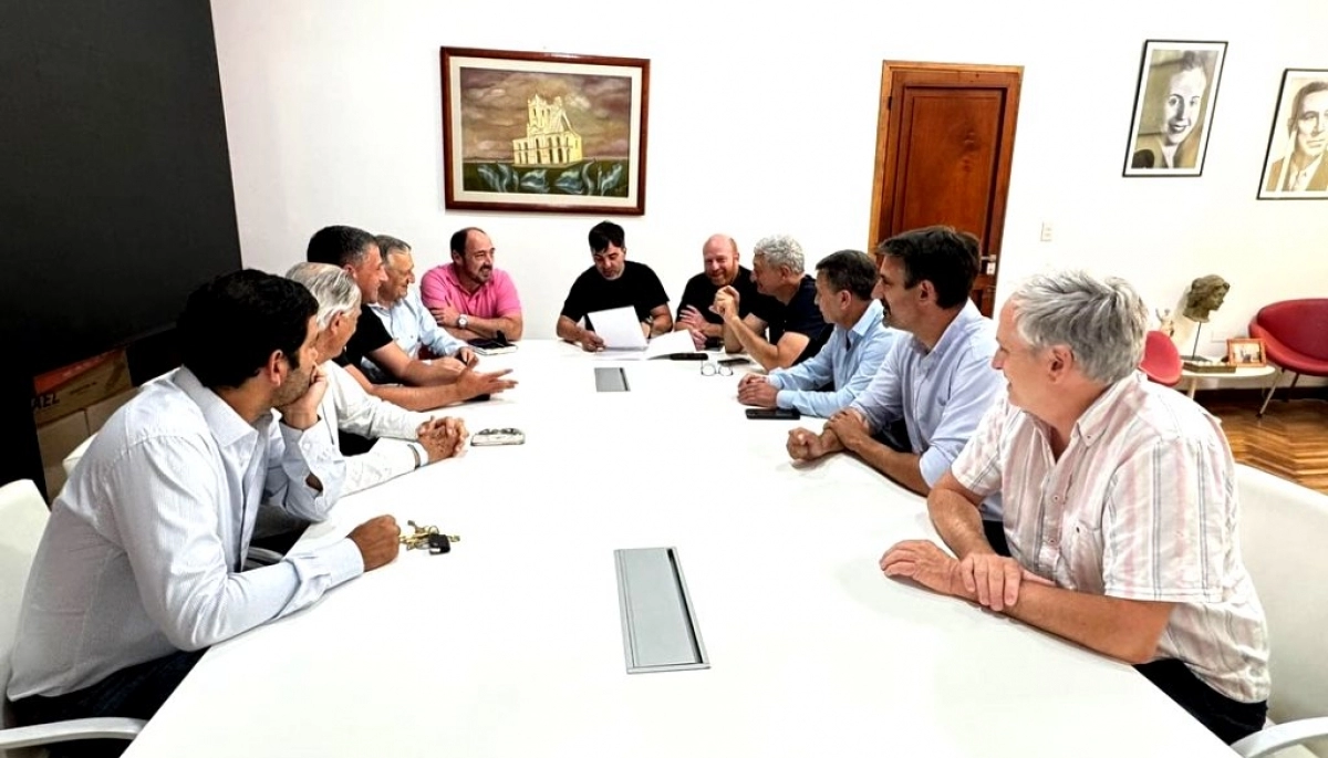 Intendentes de la Quinta respaldaron a Kicillof y le exigieron a Milei la restitución del Fondo de Seguridad