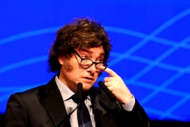 Milei reafirmó a Espert como su candidato en Provincia y volvió a cuestionar la gestión de Kicillof
