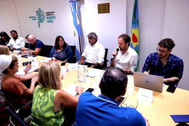 El gobierno bonaerense abrió las paritarias con los docentes y les ofertó un aumento salarial del 9%