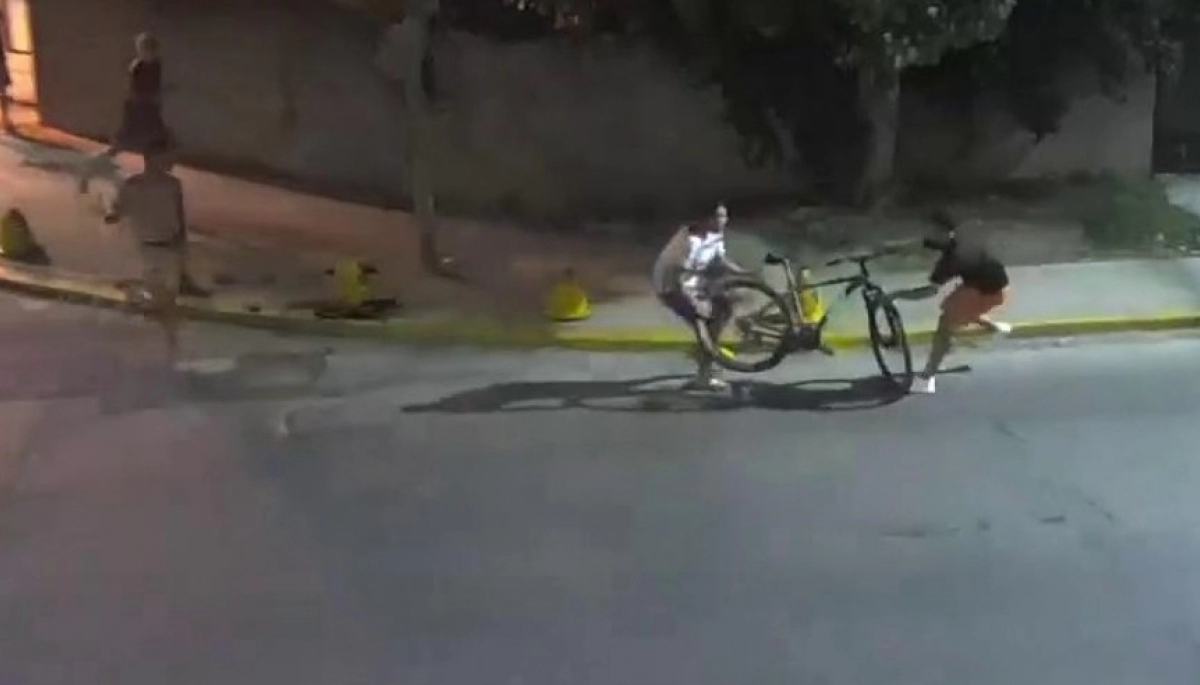 Emboscaron a un ciclista y le robaron el vehículo en Rincón de Milberg