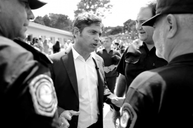 Kicillof reprograma su acto para el sábado 22 y relojea la chance de anunciar el desdoblamiento electoral