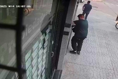 Conurbano descontrolado: coparon una productora de seguros de Lanús y la saquearon en 10 minutos