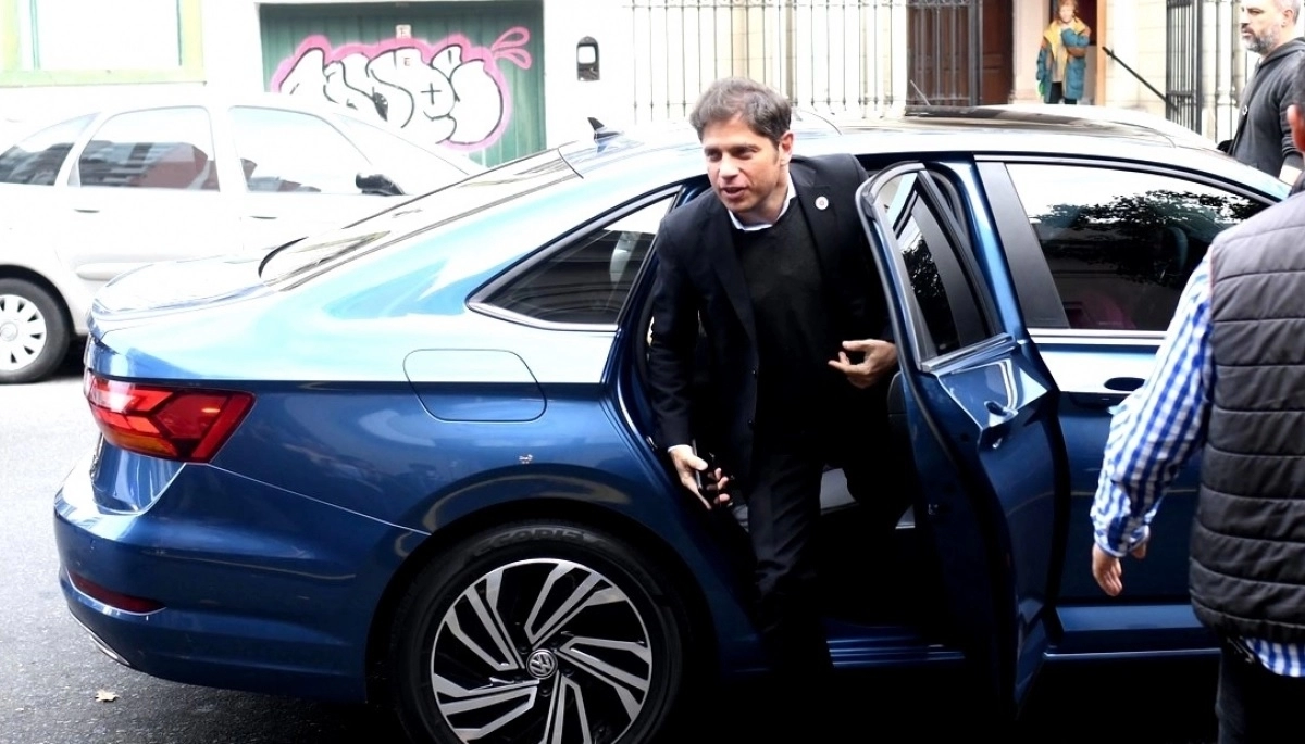Kicillof sembró más pistas sobre desdoblar las elecciones en Provincia: “El voto simultáneo es un caos”