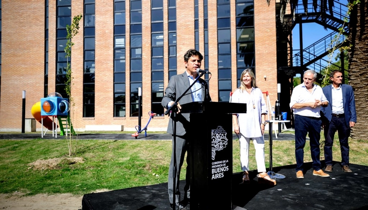 En medio de la crisis de inseguridad en Chascomús, Kicillof inauguró una Casa de la Provincia en el distrito