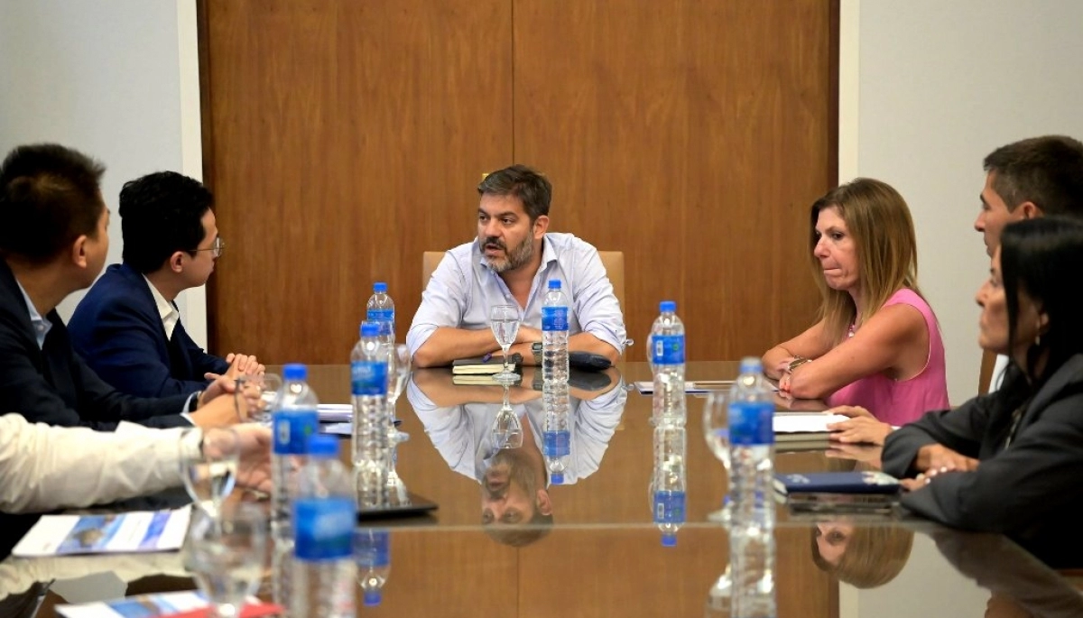 El gobierno de Kicillof refuerza su agenda pro-China y busca trabajar en conjunto con Huawei