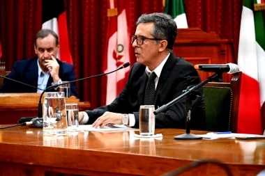 Con un expreso pedido para la oposición, Juanci Martínez abrió las Sesiones Ordinarias en Rivadavia