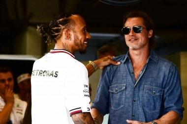 Con un nuevo tráiler, Brad Pitt y Lewis Hamilton se preparan para el estreno de “F1”