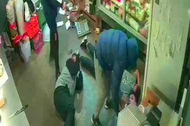 Encapuchados y armados, robaron la recaudación y mercadería en una fiambrería de Mar del Plata