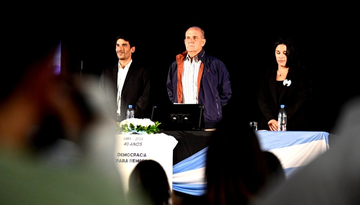 En tiempo récord: Zurro abrió las Sesiones Ordinarias con un discurso de 74 segundos