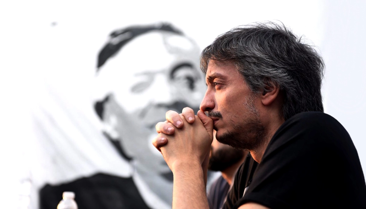 Máximo comparó a Milei con un “mono con navaja” y pidió al peronismo “construir algo sólido”