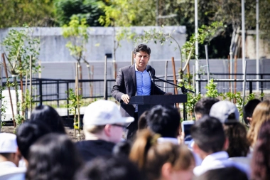 Kicillof cuestionó la nueva deuda de Milei con el FMI: “Con ese dinero no piensa construir una sola escuela”