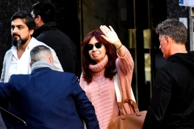 Cristina Kirchner convocó de urgencia al Consejo del PJ para acordar el rechazo al préstamo del FMI