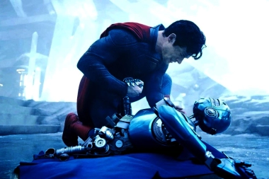 La película de “Superman” reveló nuevo tráiler y una versión renovada del hombre de acero