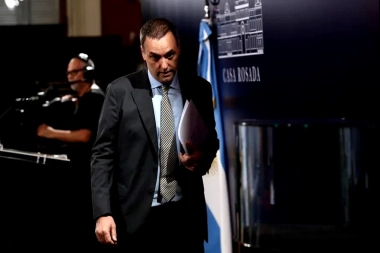 Con autocrítica, Adorni habló de la derrota electoral: “No logramos llegar a los bonaerenses”