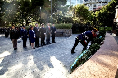 Junto a Milei, Jorge Macri rindió homenaje a los veteranos y caídos en la Guerra de Malvinas