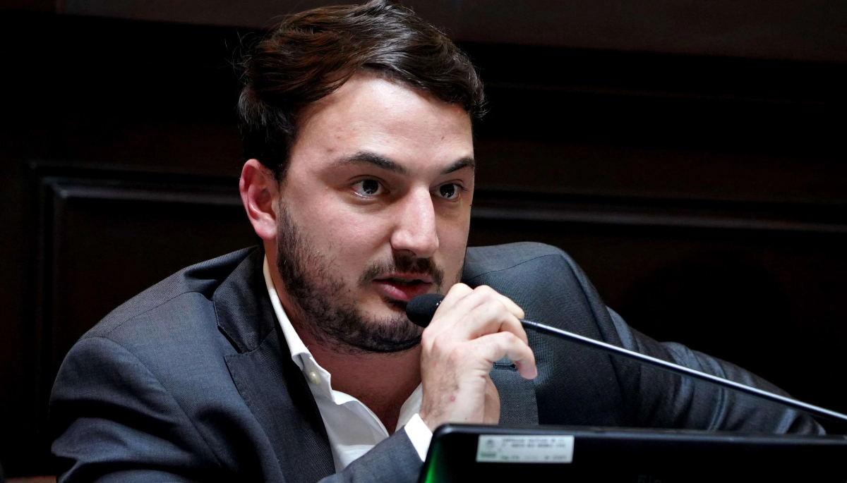“Odio que seas de nuestro gobierno”: Romo se la agarró contra un economista y expuso la interna libertaria