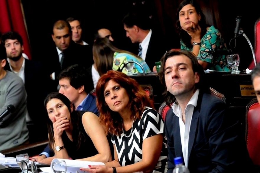 Vidal relacionó a senadora con el narcotráfico y le respondieron: "Que presente pruebas”