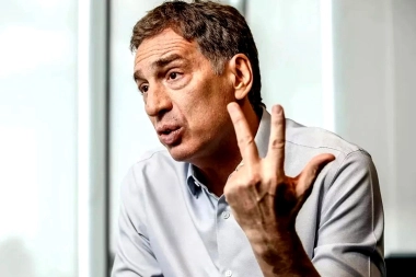 Dos en uno: Santilli, ¿candidato a senador provincial por una alianza entre el Pro y LLA?