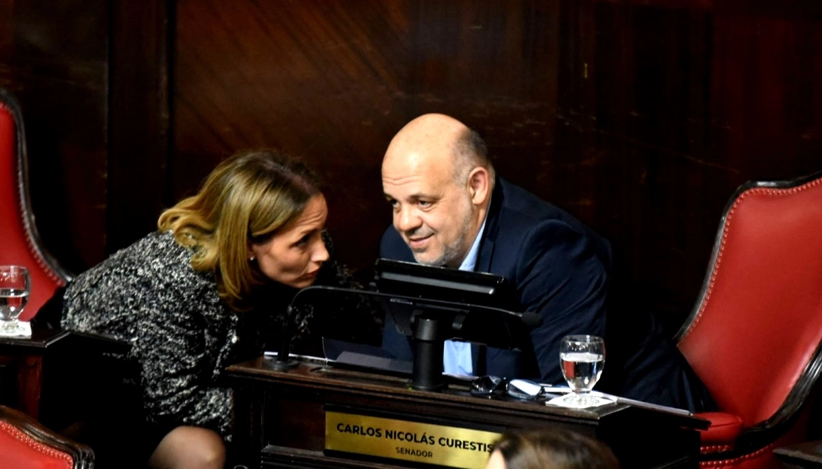 Los libertarios repudiaron el proyecto del cristinismo para reelecciones indefinidas de legisladores