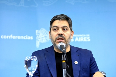 Bianco habló de la salida de Petronas, el movimiento “kicillofista” y apuntó a Milei por llegar tarde al funeral del Papa