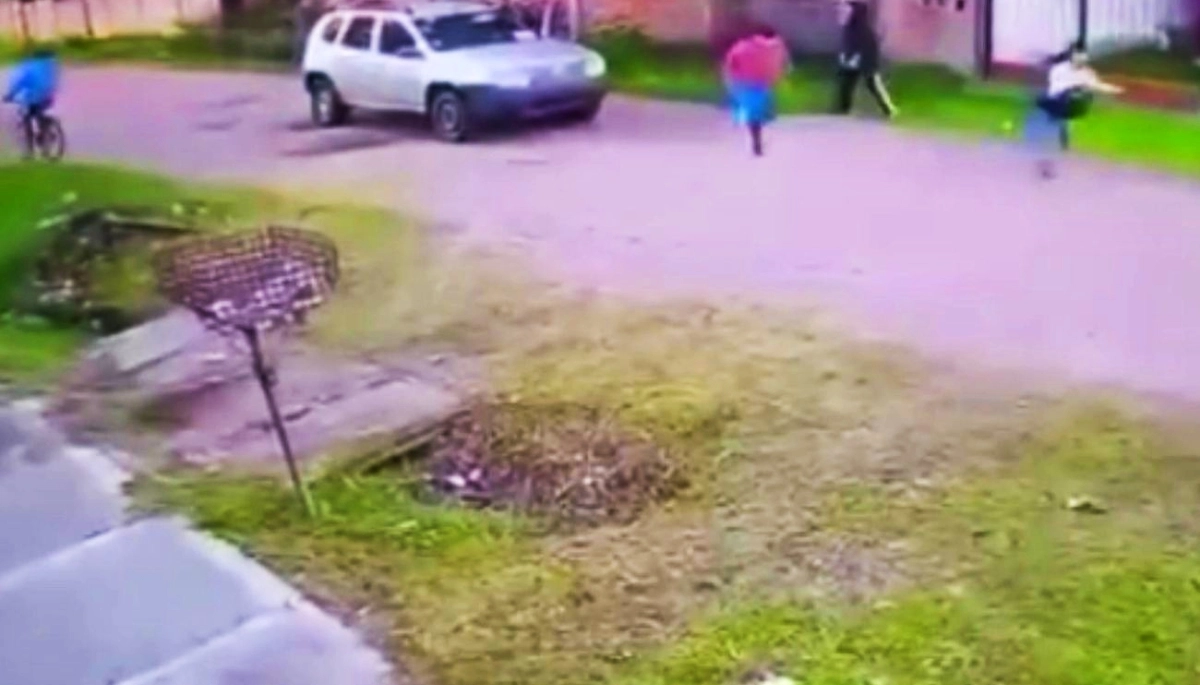 Inseguridad en Merlo: vecinos aterrados por la banda de rateros que se mueve en camioneta sin patentes