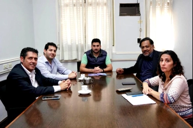 Egüen se reunió con autoridades del Sindicato de Salud Pública bonaerense en 25 de Mayo