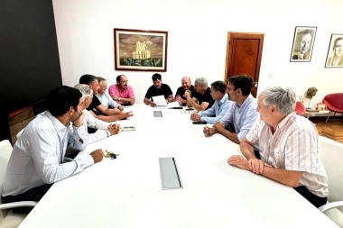Intendentes de la Quinta respaldaron a Kicillof y le exigieron a Milei la restitución del Fondo de Seguridad