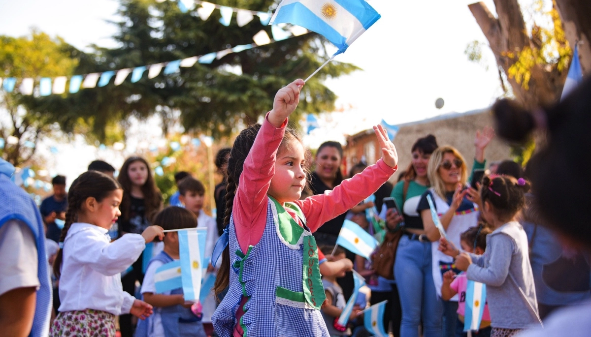 Egüen y la Municipalidad invitan a todos sus vecinos para una enorme fiesta por el 25 de mayo