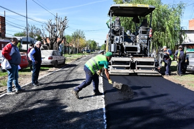 Zamora supervisó las obras de pavimentación en Benavídez: “Es necesario que el Municipio actúe”