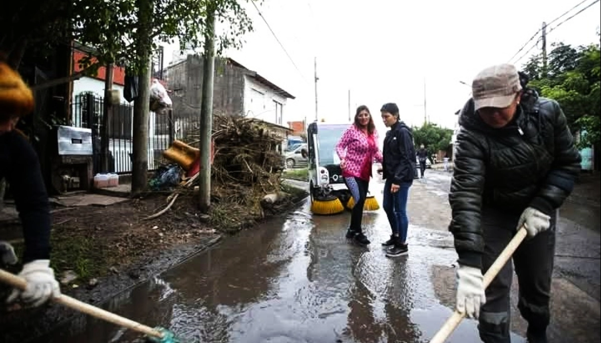 Mayra Mendoza resaltó la necesidad de concretar un Plan Integral Hídrico para Quilmes
