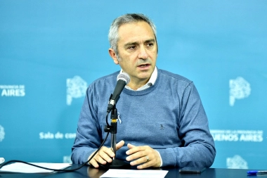 Larroque puso reparos a la candidatura de Cristina: “Puede generar dificultad”