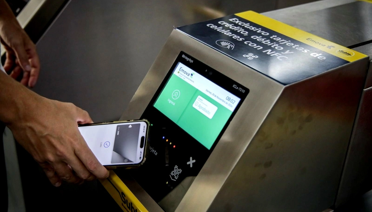 En CABA se puso en marcha el pago del boleto del subte con QR sin Internet