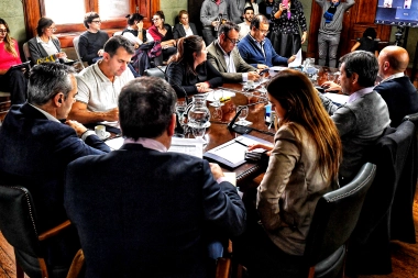 El Senado bonaerense pateó para adelante el endeudamiento solicitado por Kicillof