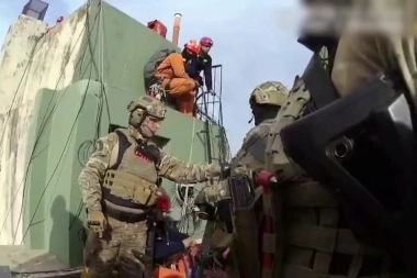 Salud mental: fuerzas especiales redujeron a un hombre que tomó a la madre de rehén y la amenazó de muerte