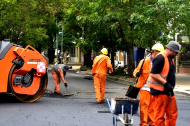 La Municipalidad de La Plata encara el bacheo de 5.400 cuadras en todos los barrios