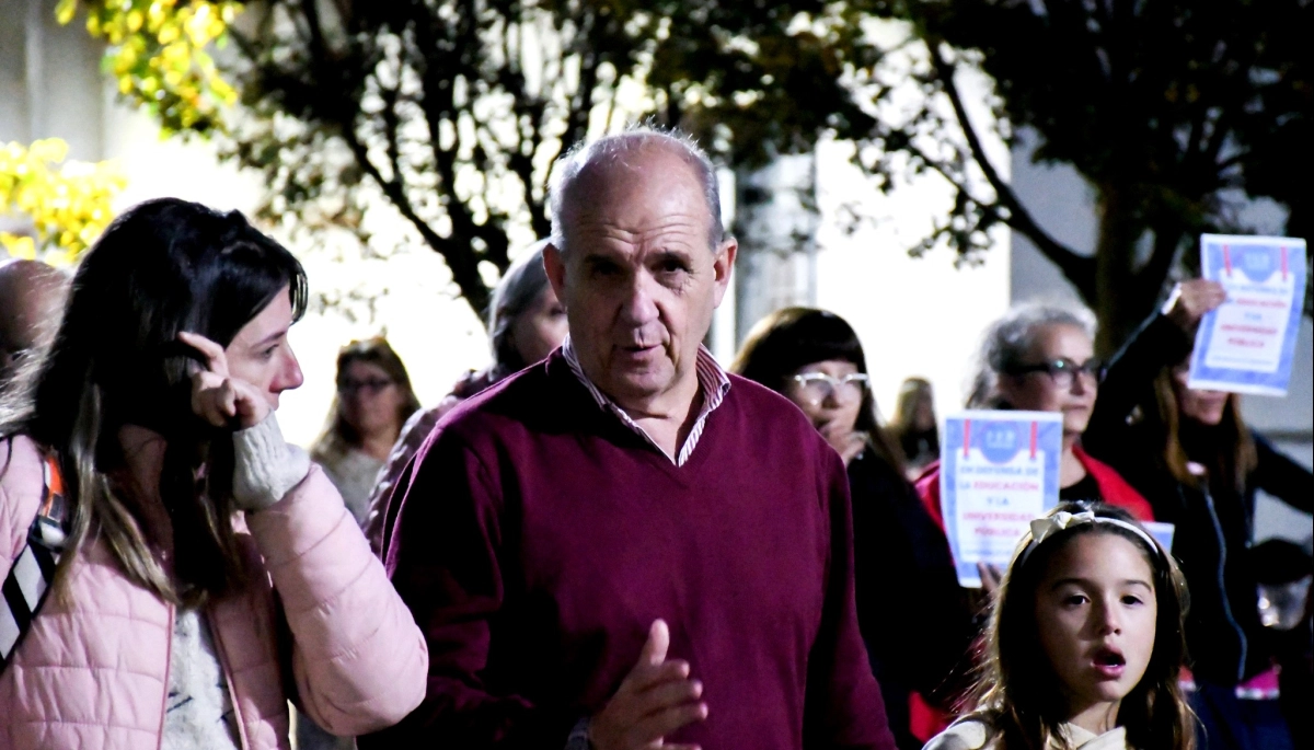 Zurro dijo que Kicillof es “buen gobernador”, pero ratificó que “la conductora” es Cristina
