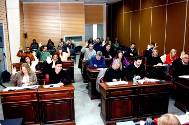 En el Interior bonaerense, varios concejales libertarios le bajan el pulgar al acuerdo PRO-LLA